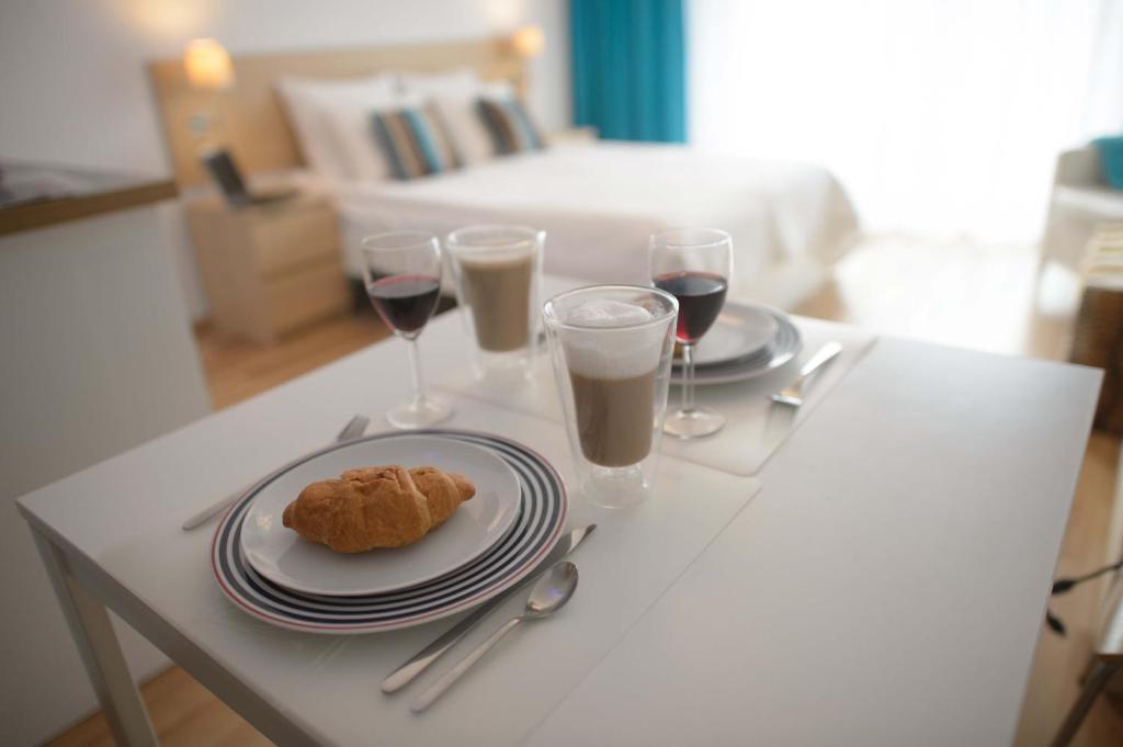 Apartamenty Karawela - Nadmorski Dwor غدانسك الغرفة الصورة